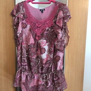 Apt. 9 pink feminine blouse size M